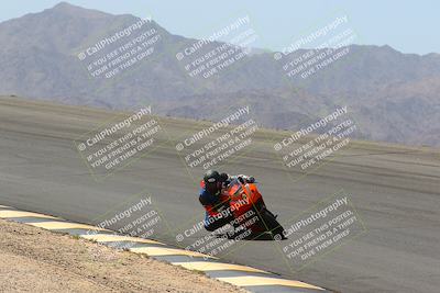 media/Apr-10-2022-SoCal Trackdays (Sun) [[f104b12566]]/Bowl (11am)/